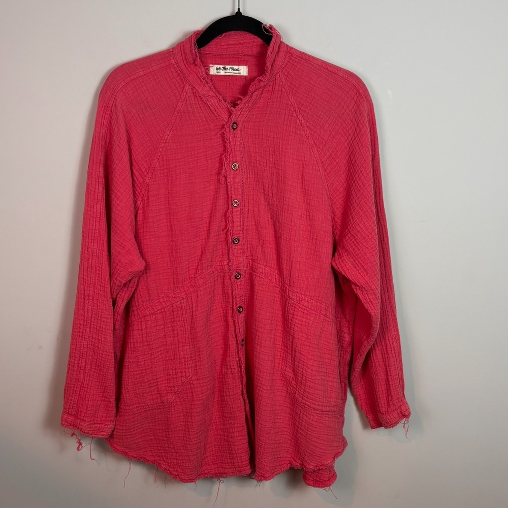 We the Free Summer Daydream Pink Oversized Buttonup Crinkle Distressed top Small